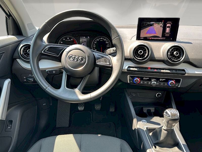 Audi Q2 30 intense TFSI