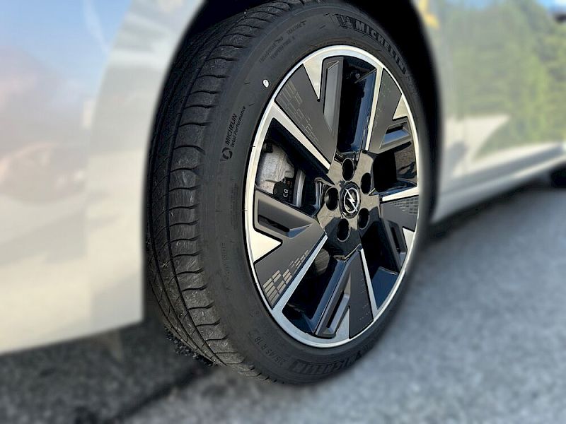 Opel Astra ST Electric