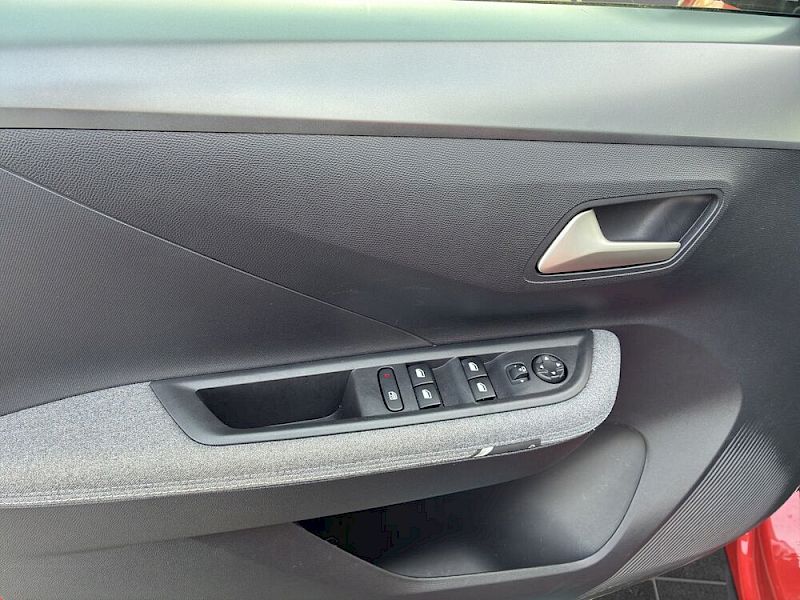 Opel Frontera -e GS 83KW