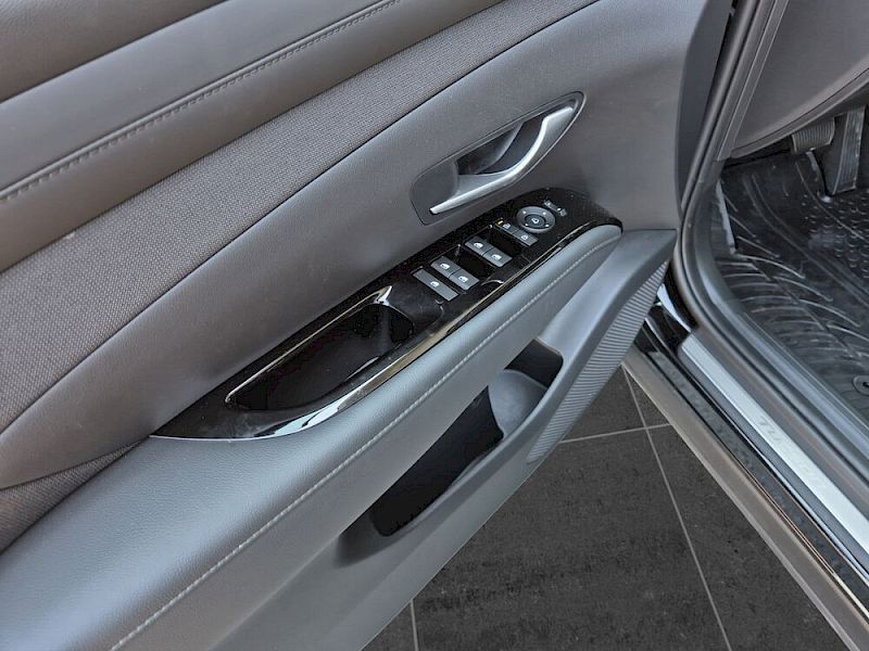 Hyundai Tucson GO! Plus 1,6 T-GDi HEV 4WD DCT - t5hu2-PP1