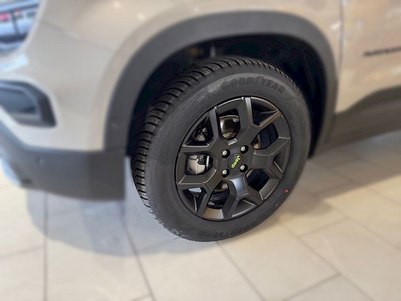 Jeep Avenger Overland Mild-Hybrid 4xe