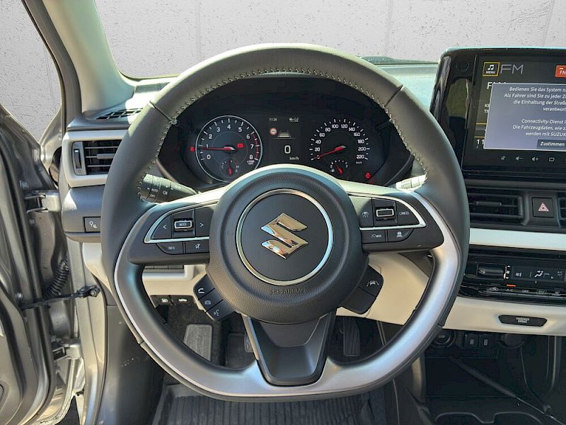 Suzuki Swift 1,2 Hybrid Shine Allrad