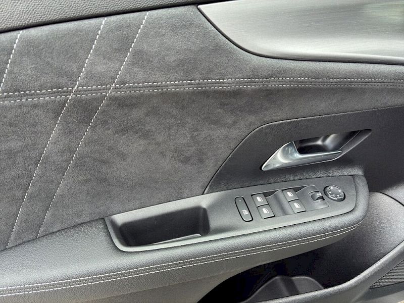 Opel Mokka -e 54kWh Elektromotor 207 kW GSE