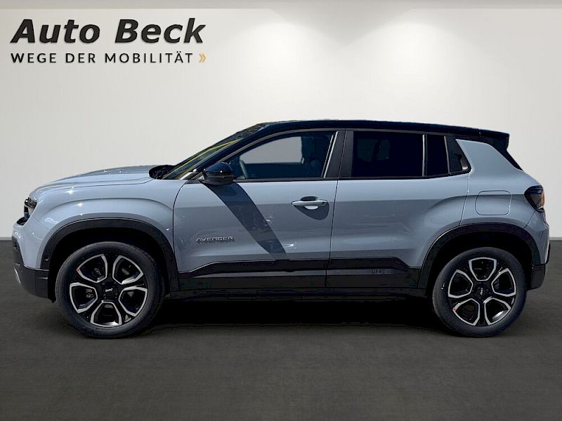 Jeep Avenger 1,2 e-Hybrid Summit