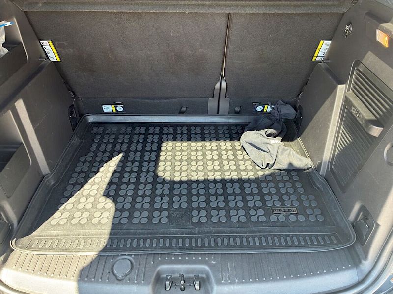 Ford Tourneo Courier Titanium