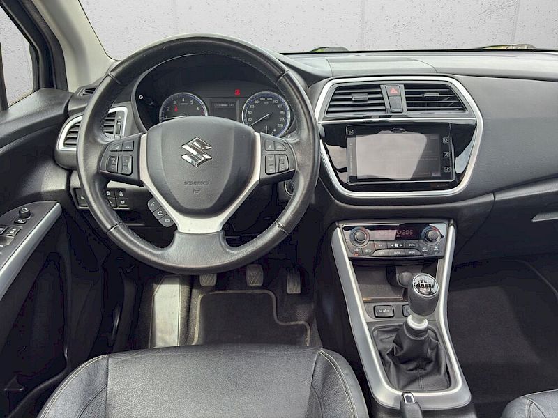 Suzuki SX4 S-Cross 1,4 DITC ALLGRIP flash